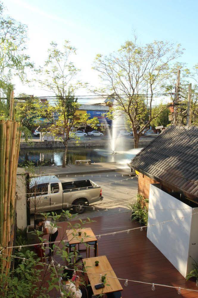 Z'S Hostel At Tha Phae Gate Chiang Mai Extérieur photo